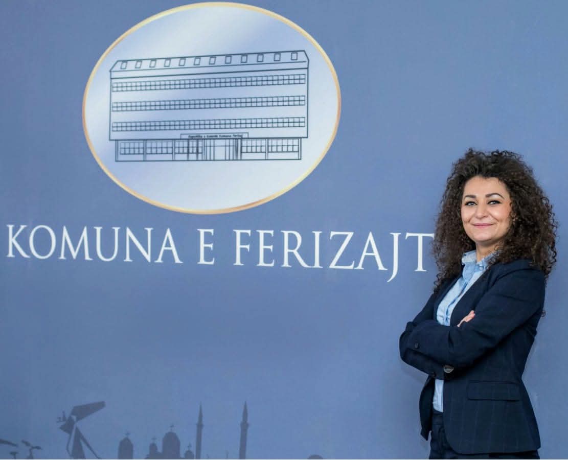 AAK ja prezanton kandidatët për 11 komuna  Xhemile Murati kandidate për Kryetare të Ferizajt