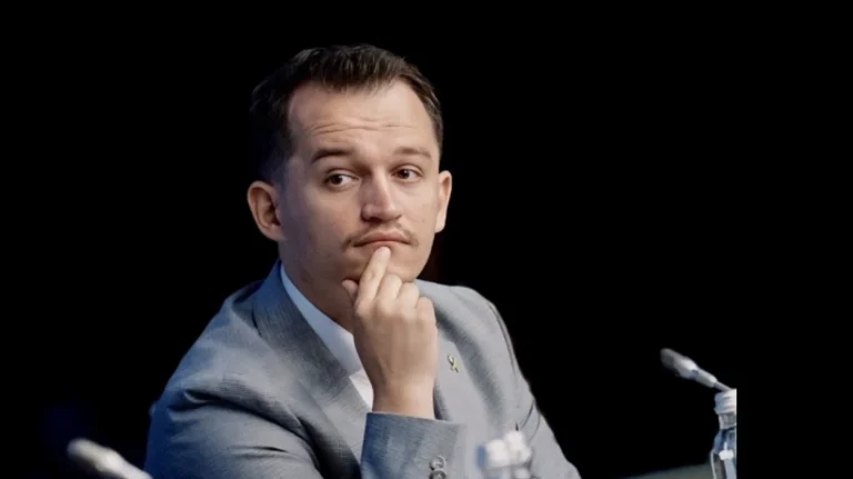 Cakolli: Mandati i Osmanit skadon më 5 prill, skenari kushtetues pas kësaj date