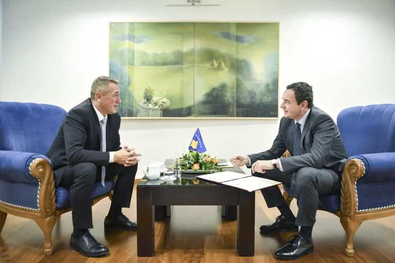 Deklarata për tokat e Manastirit, Rashiq bëhet pishman