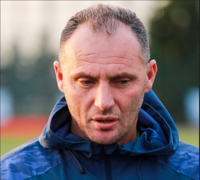 Dinamo shkarkon nga detyra trajnerin Arsim Abazi