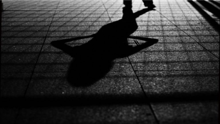 Zhduket 13-vjeçarja nga Ferizaj, familja pa asnjë gjurmë prej dy ditës