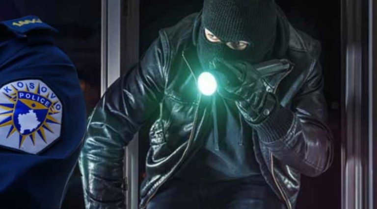 Hajnat bëjnë “gerrdi” në një shtëpi në Ferizaj, marrin mbi 13 mijë euro