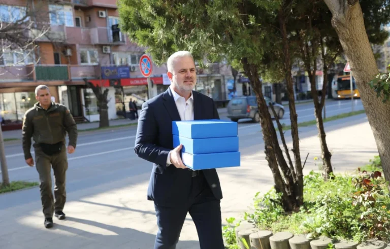 LDK-ja çon në polici dosjen për njehsorët e rrymës