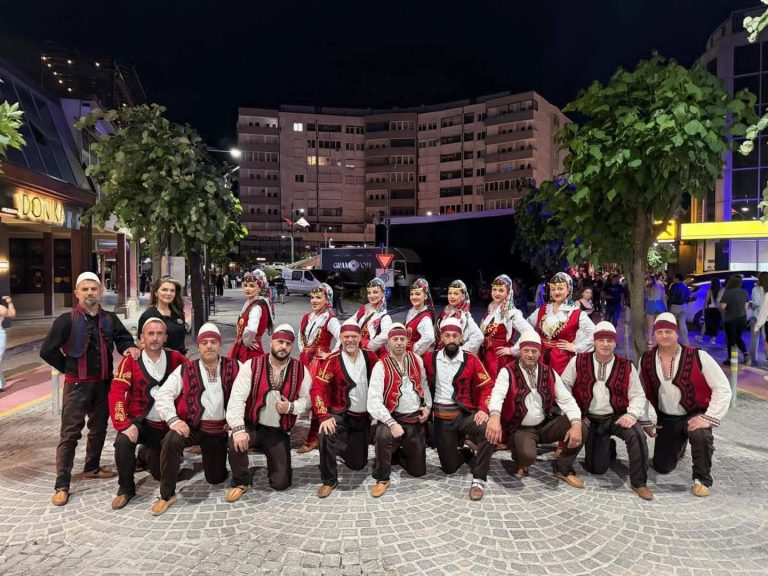 Ferizaj në majën e folklorit shqiptar – “Kastriotët” shpallen fitues në Klinë